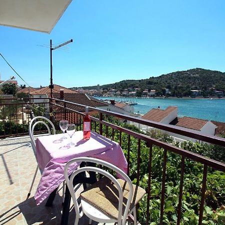 Apartmani Stanko Tisno Esterno foto
