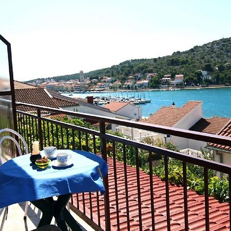Apartmani Stanko Tisno Esterno foto