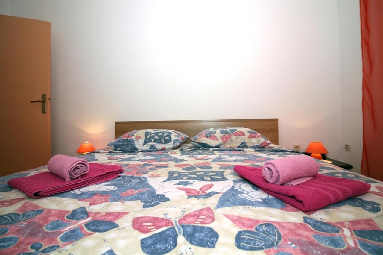 Apartmani Stanko Tisno Esterno foto