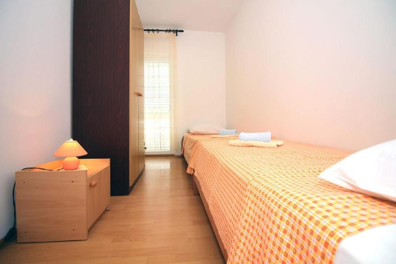 Apartmani Stanko Tisno Esterno foto